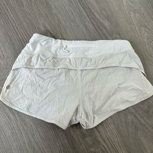 Lululemon Speed Up short in white